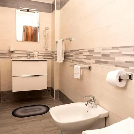 Alma B&b: Seafront Near Center Apartment Pozzuoli